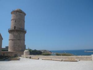 Villas Premium villa with garden and pool, Lambesc : photos des chambres
