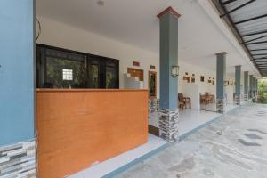 RedDoorz near Ciletuh Sukabumi