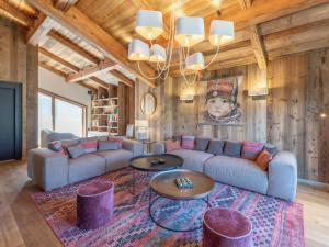 Luxueux chalet avec spa et sauna au cœur de Courchevel - FR-1-568-36