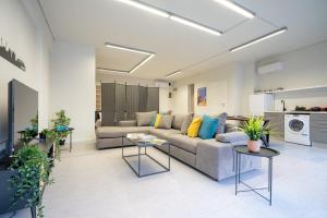 Ermou street 1 bedroom 4 persons apartment by MPS