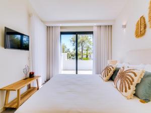 AL - Boho Chic Villa Country Club