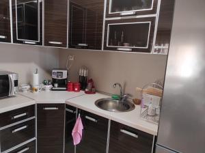 Етаж от къща - Нощувки Ками