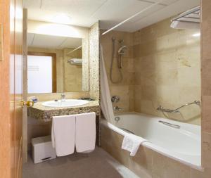 Double or Twin Room with Sea View room in Hotel Poseidon Playa