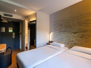 Hotels B&B HOTEL Cholet Nord : photos des chambres