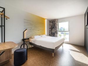 Hotels B&B HOTEL Cholet Nord : photos des chambres