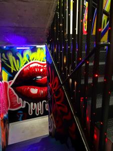 We Street Hostel - Albergue