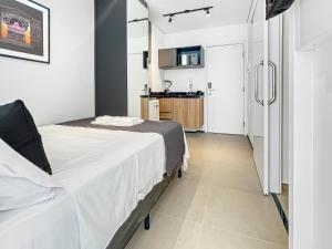 Apartamento na Frei caneca próximo ao Shopping com CoWorking e Piscina