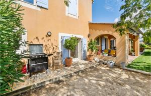 Beautiful Home In Valréas