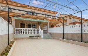 Pet Friendly Home In Los Alcazares