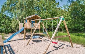 Four-Bedroom Holiday Home Glesborg With A Room Hot Tub 07