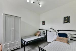 London 2-Bedrooms Apartment