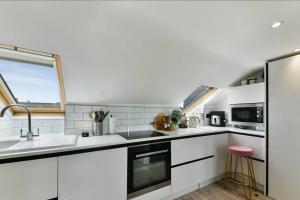 London 2-Bedrooms Apartment