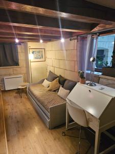 Appartements Hotel Robin Quantin in the heart of Old Tours : photos des chambres