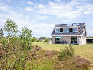 Stylish Texel Escape with Spa