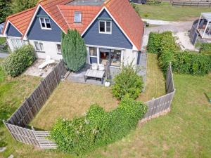 Cozy & Green Texel Escape for Two