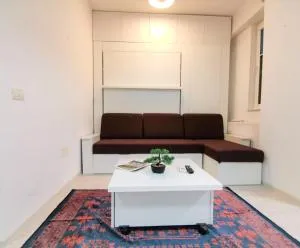 Tree V House - Potlogi