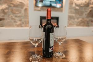 Casa Luna Rural Con Piscina y Jardín