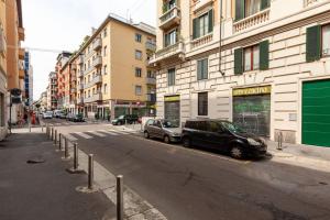 Ferrari - AC -Wifi - Flexyrent Apartment