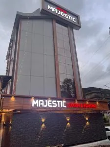 Hotel Majestic - Ulhāsnagar
