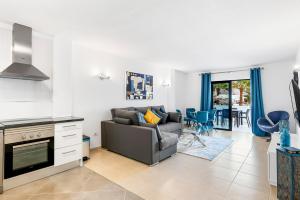 Paloma Beach Apartments