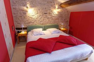 Hotels Logis Auberge de la Fontaine : photos des chambres