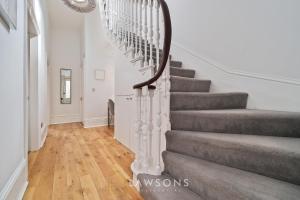 4BR Steps from Windsor Castle I Free EV