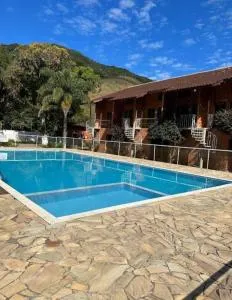 Apartamento em Ubatuba - Maranduba Ville 1 - Ilha Maranduva