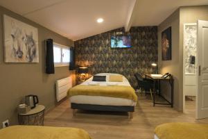 Hotels Hotel De La Croisee : photos des chambres