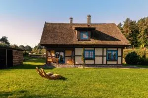 Kaszuby, dom kaszubski nad jeziorem Danielowa Dolina - Pierszczewko