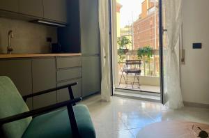 Aurelias Hideaway, Near Vatican