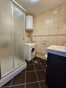 Modern & Spacious Duplex: Prime Skopje Location!