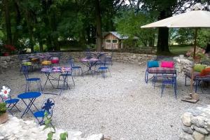 Maisons de vacances Maisonnette a la campagne avec un grand jardin : photos des chambres