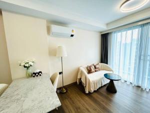 清迈一号 The One ChiangMai 1B1B Condo A 一环商业中心, 紧邻尚泰繁华