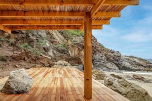 Casa Guayacan Incredible Beach Front Villa