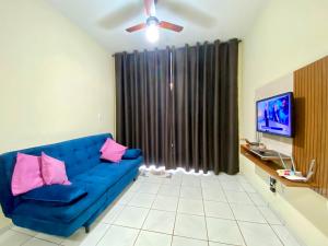 Apto espaçoso no Centro, térreo com 2 Quartos de Casal ArCond WiFi 400megas HomeOfice Cozinha e Garagem