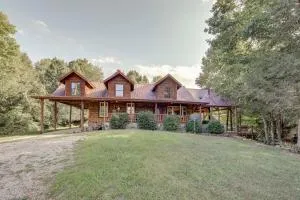 Peaceful Whitley City Cabin on 10 Wooded Acres! - Williamsburg
