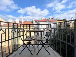 Beautiful & peaceful apartment with cute balcony