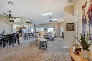 Private Pool and Hot Tub Lake Havasu City Gem!