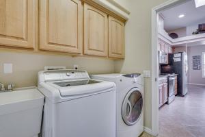 Private Pool and Hot Tub Lake Havasu City Gem!