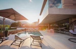 Beautiful villa with private pool near sea