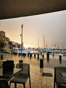 Bel appartement climatisé proche calanques vieux port