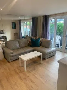 Large Luxury appartment - Byfleet
