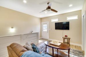 Spacious DIberville Townhome Near Beach and Casino!