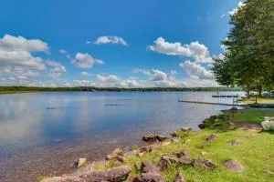 Deck, Fire Pit and Pool Access Pennsylvania Home! - Towamensing Trails