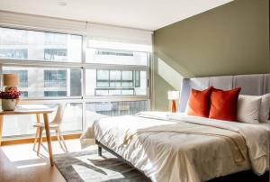 New 2BR with pool and rooftop