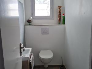 Maisons de vacances Gite Aizenay, 4 pieces, 5 personnes - FR-1-426-467 : photos des chambres