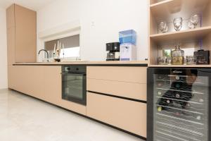 Apartments with parking space Vir - Lozice, Vir - 21759