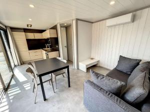 Chalets Chalet Jullouville, 3 pieces, 4 personnes - FR-1-361-461 : photos des chambres