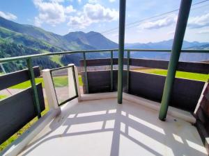 Avoriaz: Appartement cosy 3 pièces pour 5 pers avec WiFi, TV, appareil à raclette - FR-1-633-77
