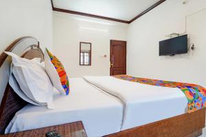 Hotel Orchid Inn